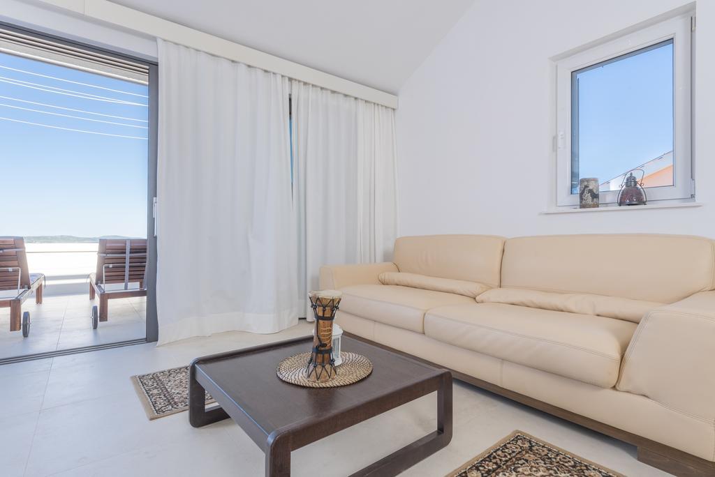 Maki Exclusive Apartments Хвар Номер фото